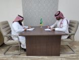 عقد اتفاقية بين فريق أضواء التطوعي وجمعية التنمية الأهلية بعرعر